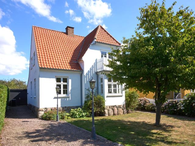 Villa til salg i Rønne, Brøndby