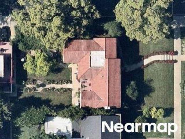 House for sale in Windsor Square, Los Angeles