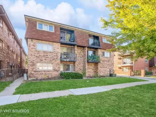 Apartment for rent in Bedford Park