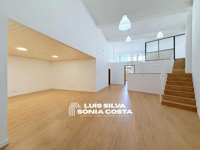 Loja alugar em São João Da Madeira, Aveiro