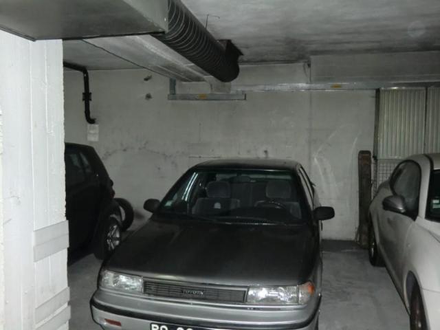 Garagem alugar em São João Da Madeira, Aveiro