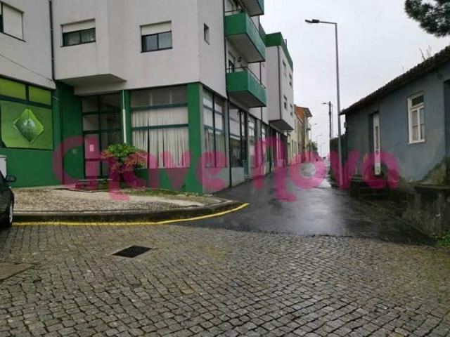 Loja venda em São João Da Madeira, Aveiro