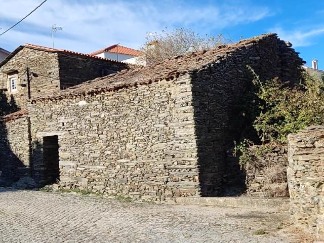 Casa venda em Nagoselo Do Douro, Viseu