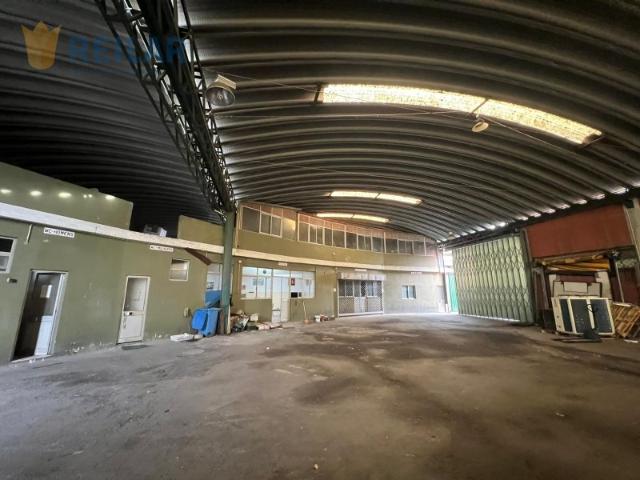 Armazém venda em Portela da Azóia, Santiago Dos Velhos