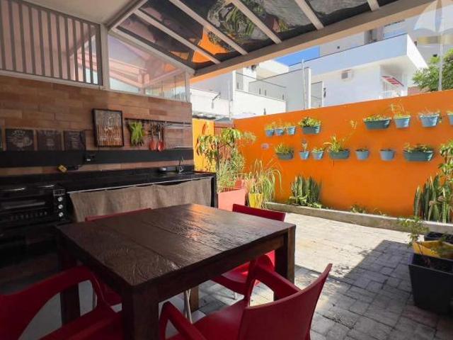 Casa venda em Região Imediata de Santos, Região Metropolitana da Baixada Santista