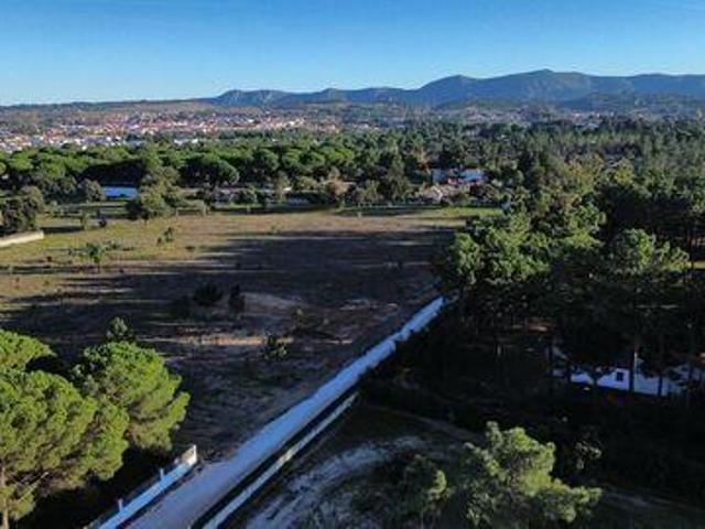 Terreno venda em Azeitão (São Lourenço e São Simão), Setúbal