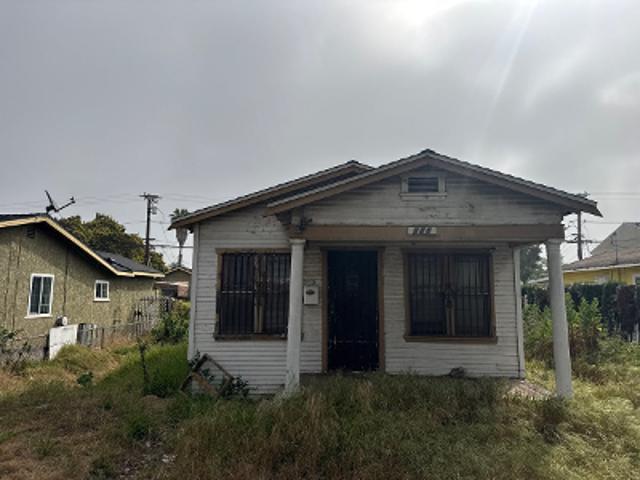 House for sale in Inglewood, California