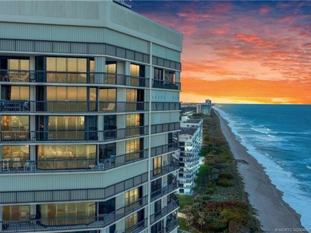 Condo for sale in Jensen Beach