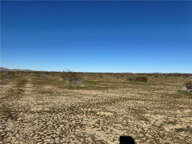 Land for sale in Oro Grande, California