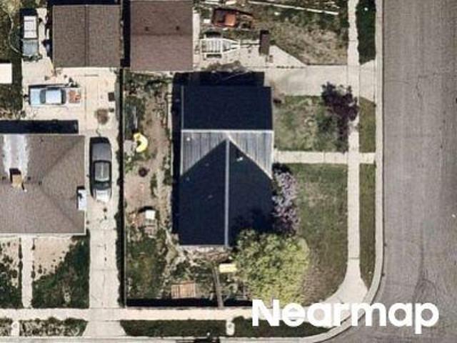House for sale in Magna