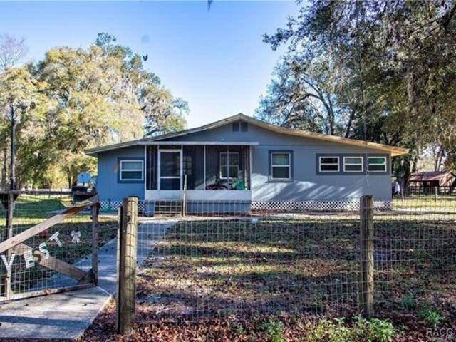 House for sale in Floral City, Florida