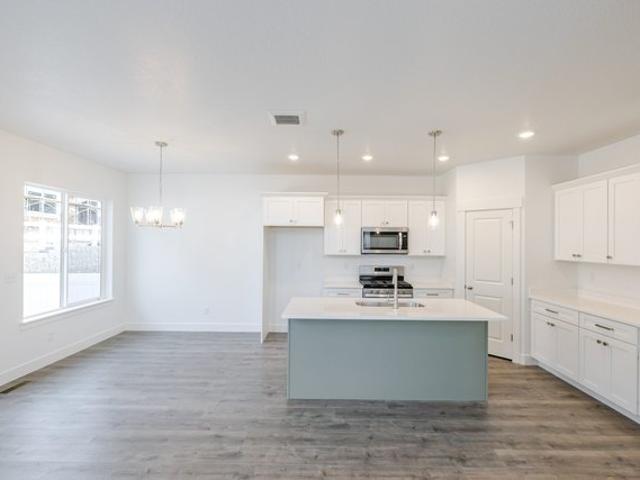 Townhouse for sale in Mapleton, Utah