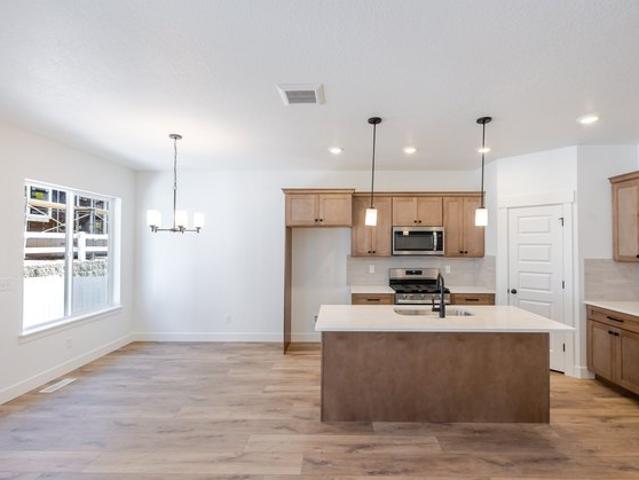 Townhouse for sale in Mapleton, Utah