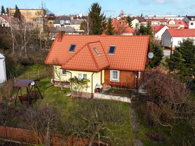 Dom na sprzedaż w Staszów, Świętokrzyskie