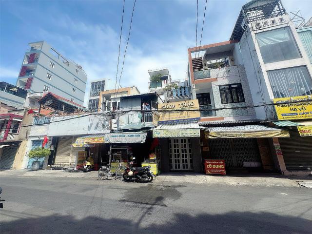 Nhà mặt phố bán