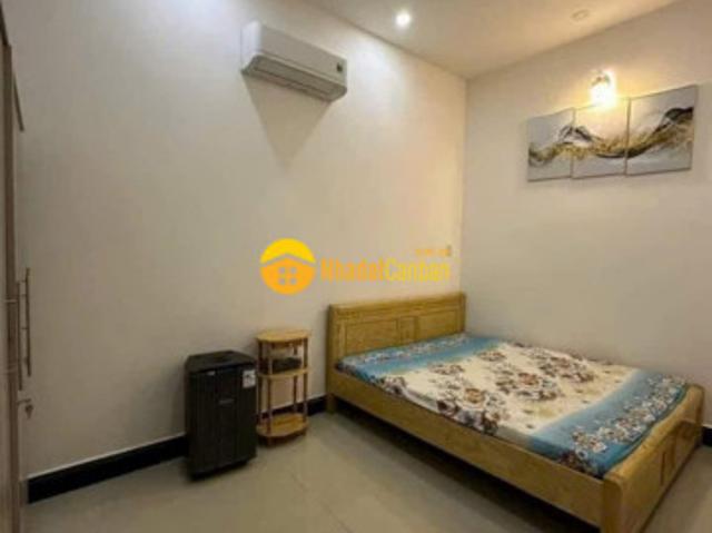 Nhà mặt phố bán