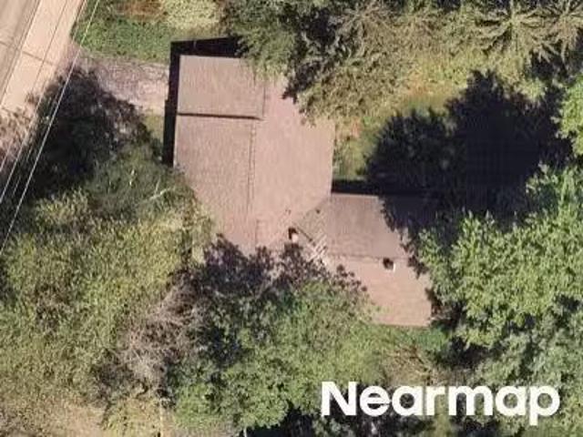 House for sale in Neenah