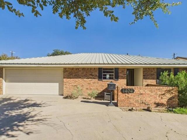 House for sale in Pecos, Texas