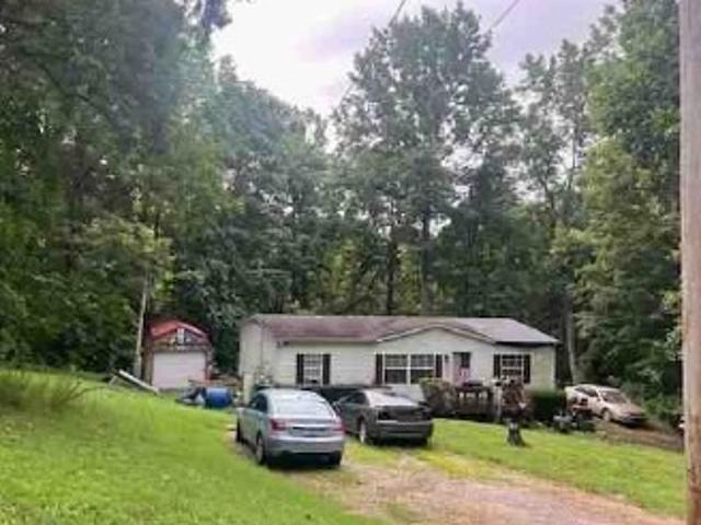 House for sale in Adolphus, Kentucky