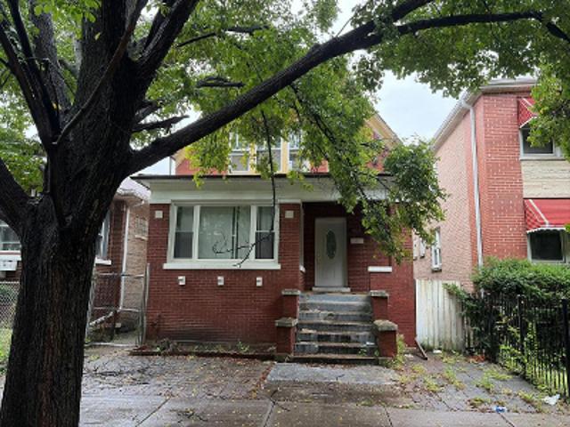 House for sale in South Englewood, Chicago