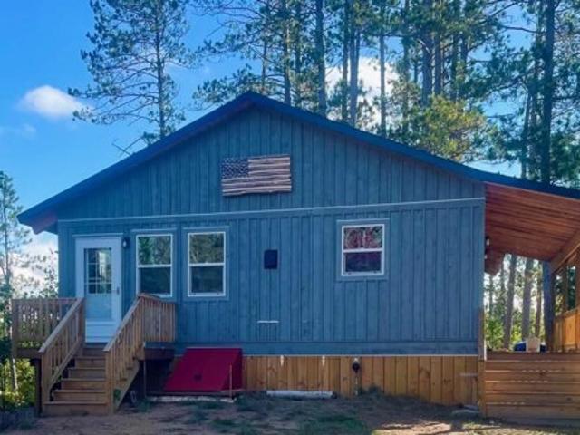 House for sale in Pickford