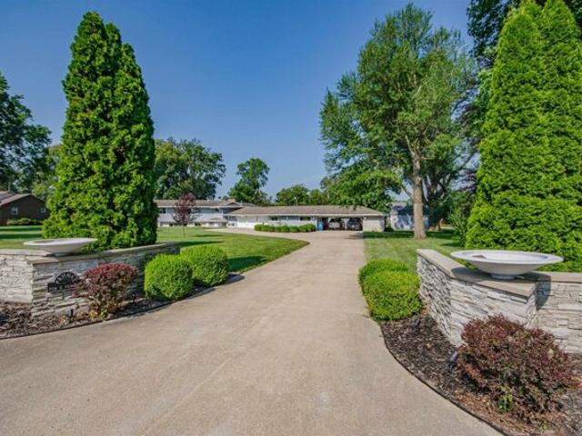 House for sale in Centralia