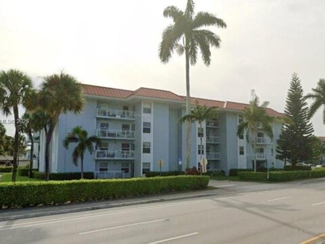 Condo for sale in Plantation