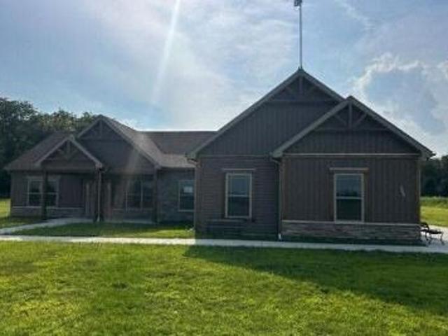 House for sale in Oxford, Indiana