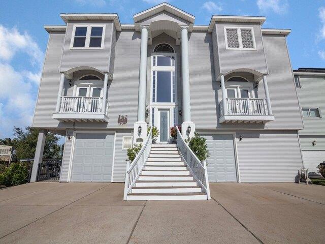 House for sale in La Marque, Texas