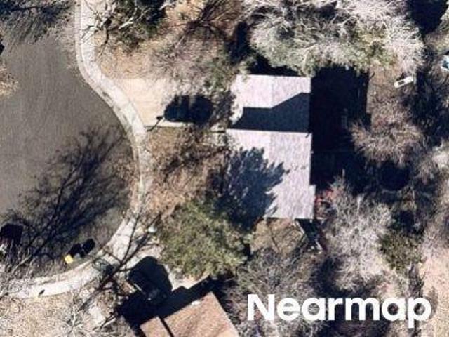 House for sale in Aurora