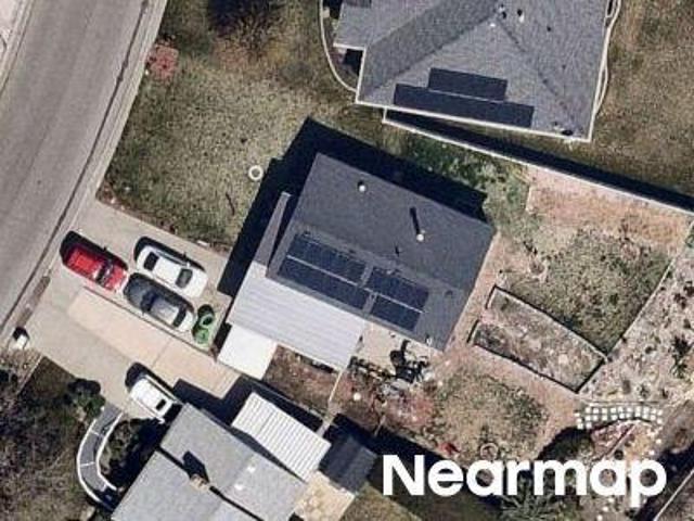 House for sale in Sandy