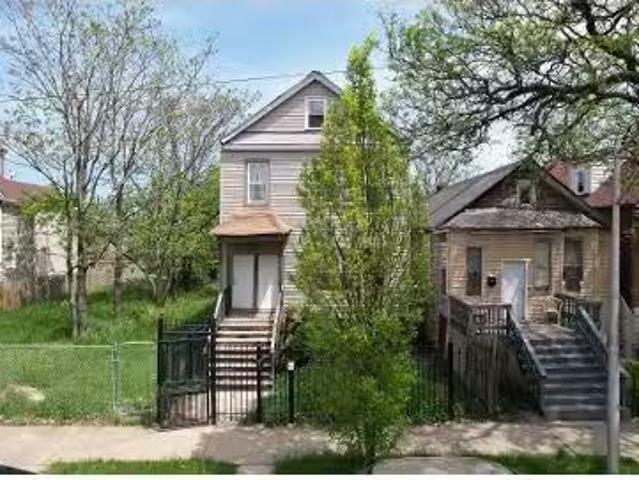 House for sale in Arlington Heights