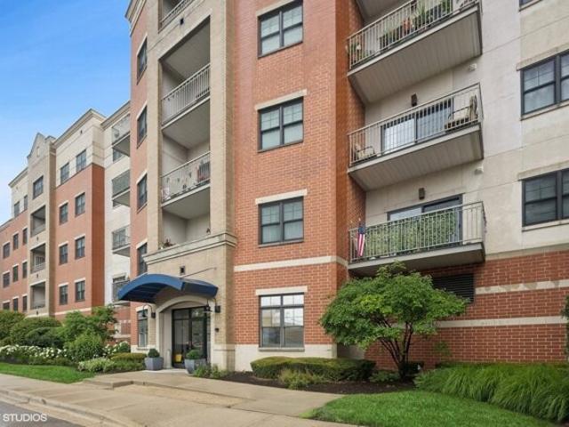 Condo for sale in Roselle