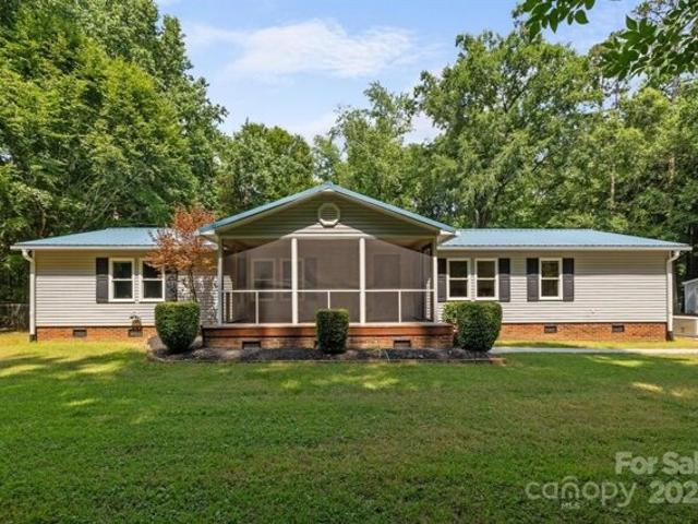 House for sale in Waxhaw