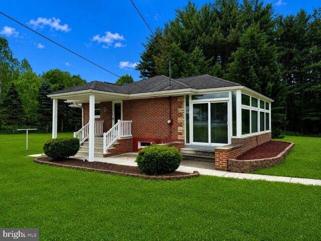 House for sale in Barton, Maryland