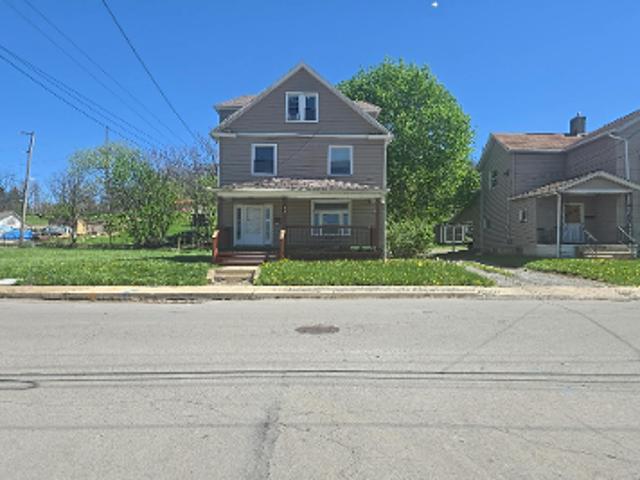 House for sale in New Castle, Pennsylvania