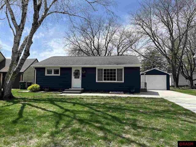 House for sale in Saint James