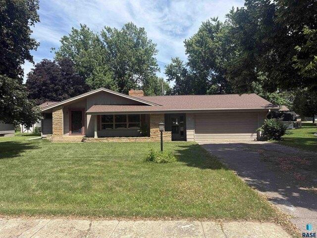 House for sale in Freeman