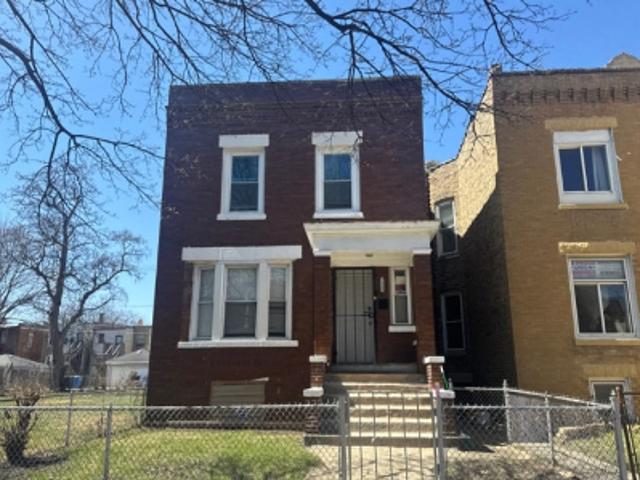 House for sale in Brookline, Chicago