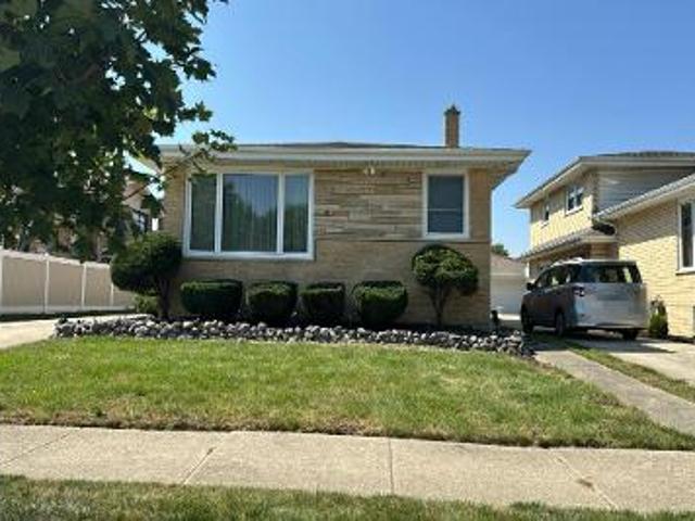 House for sale in Evergreen Park, Illinois