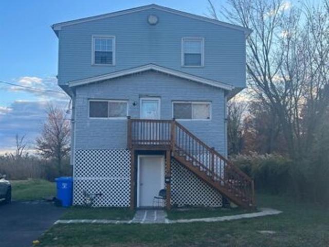 House for sale in Avenel, New Jersey