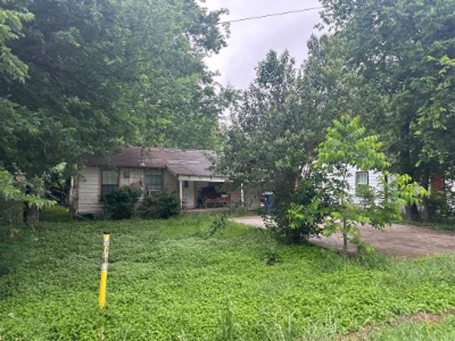 House for sale in Ellis, Texas
