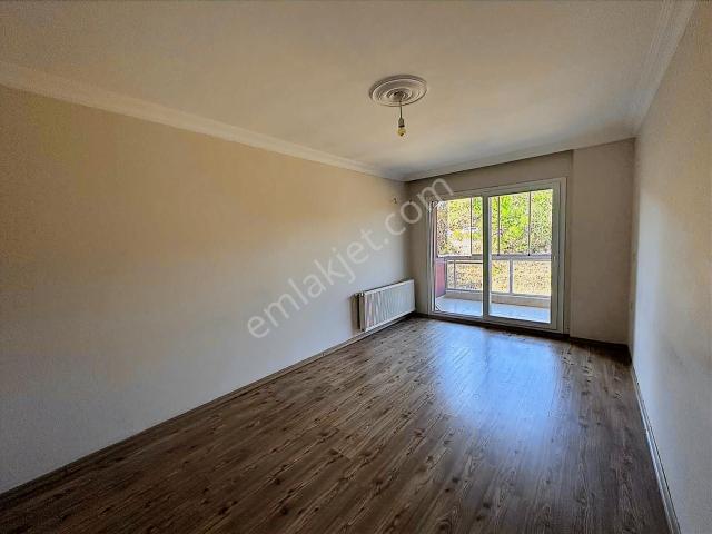 Sarımsaklı, Ayvalık içerisinde kiralık mülk