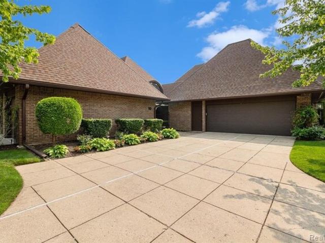 Condo for sale in Grand Blanc