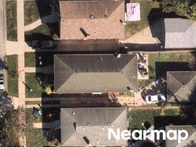 House for sale in Evergreen Park