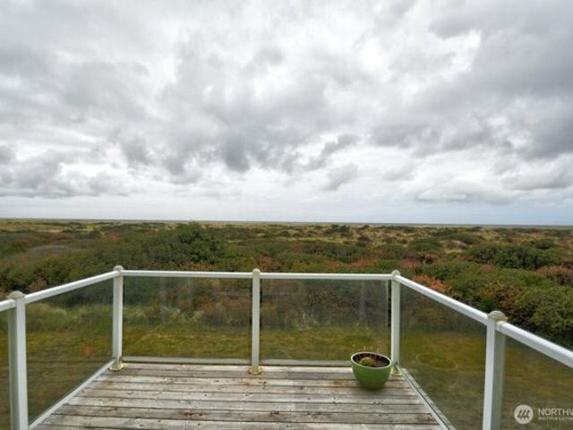 House for sale in Ocean Shores