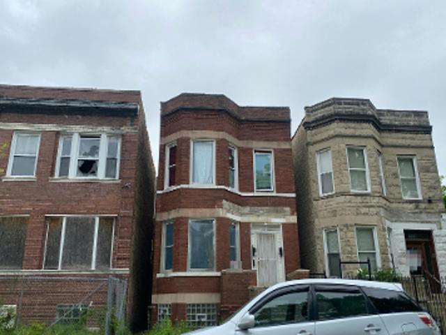 House for sale in Englewood, Chicago