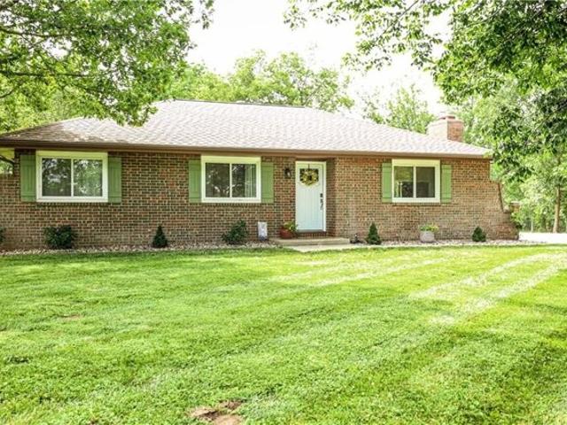 House for sale in Pleasant Hill