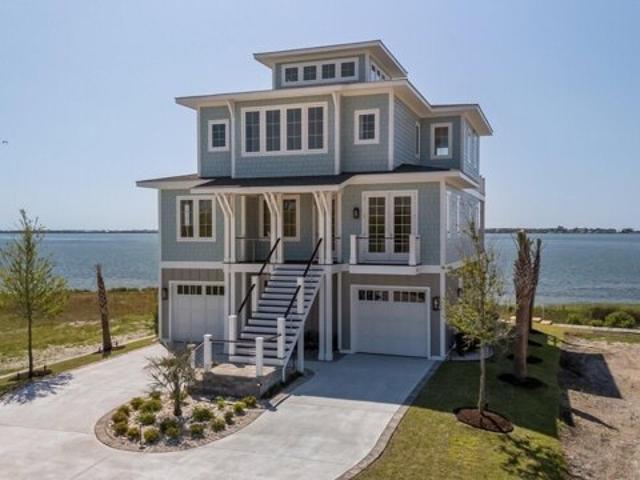 House for sale in Morehead City, North Carolina
