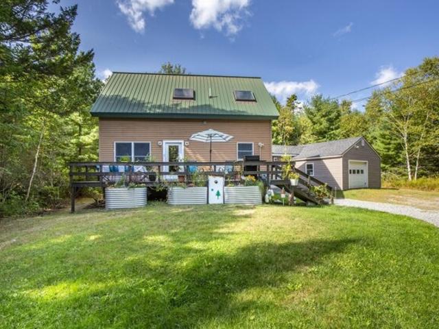 House for sale in Holiday Beach, Owls Head